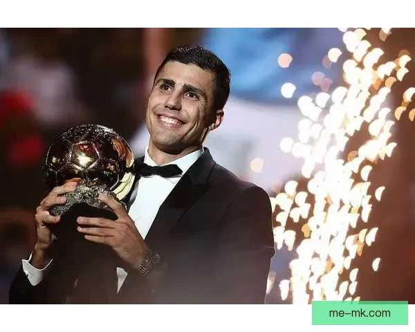 罗德里荣膺欧洲杯最佳球员 领衔西班牙队夺冠荣耀