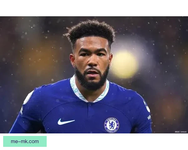 维尔茨任意球神奇破门点燃全场观众热情